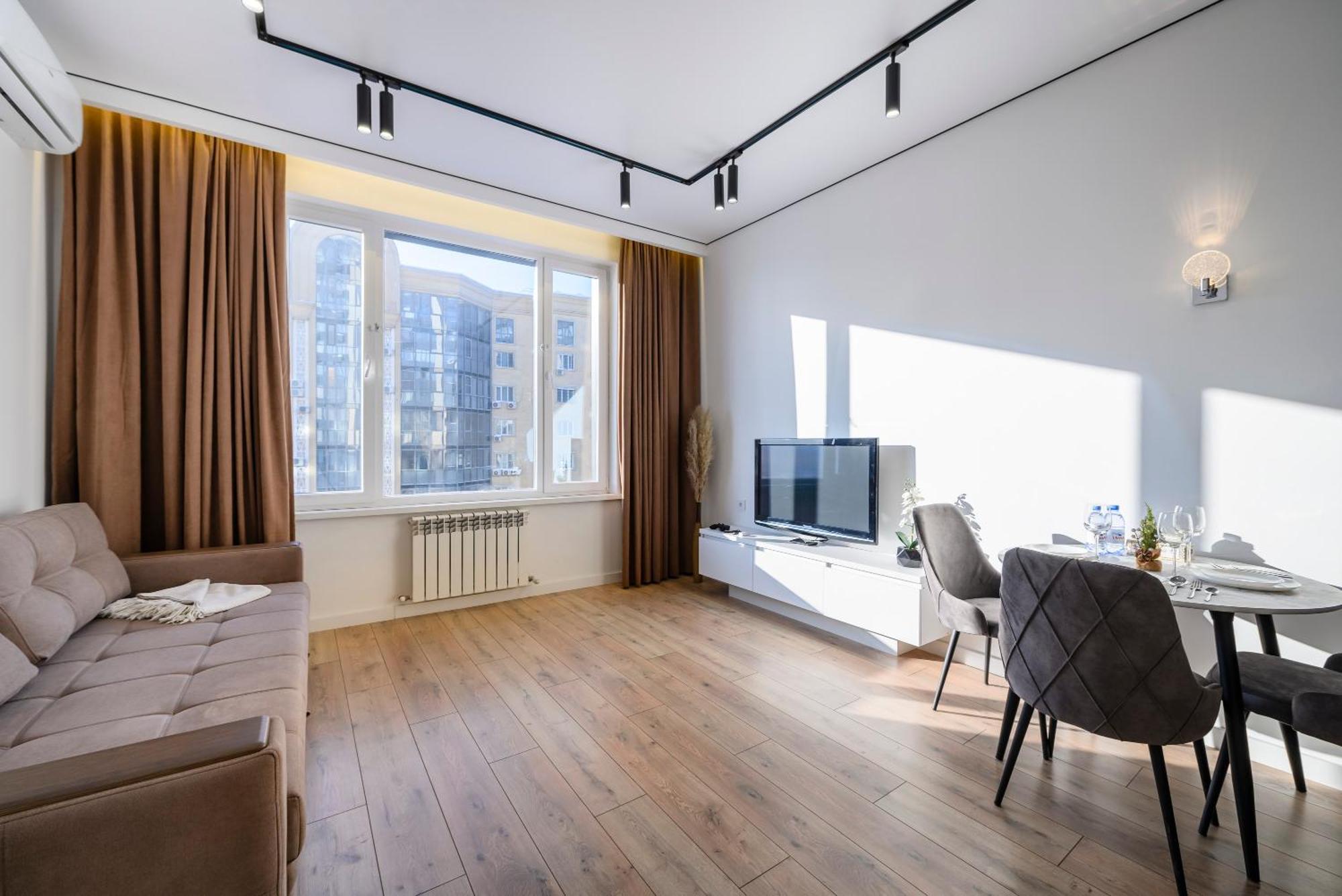 Five Business-Class Rooms In R-House Near Mega Center الماتي المظهر الخارجي الصورة