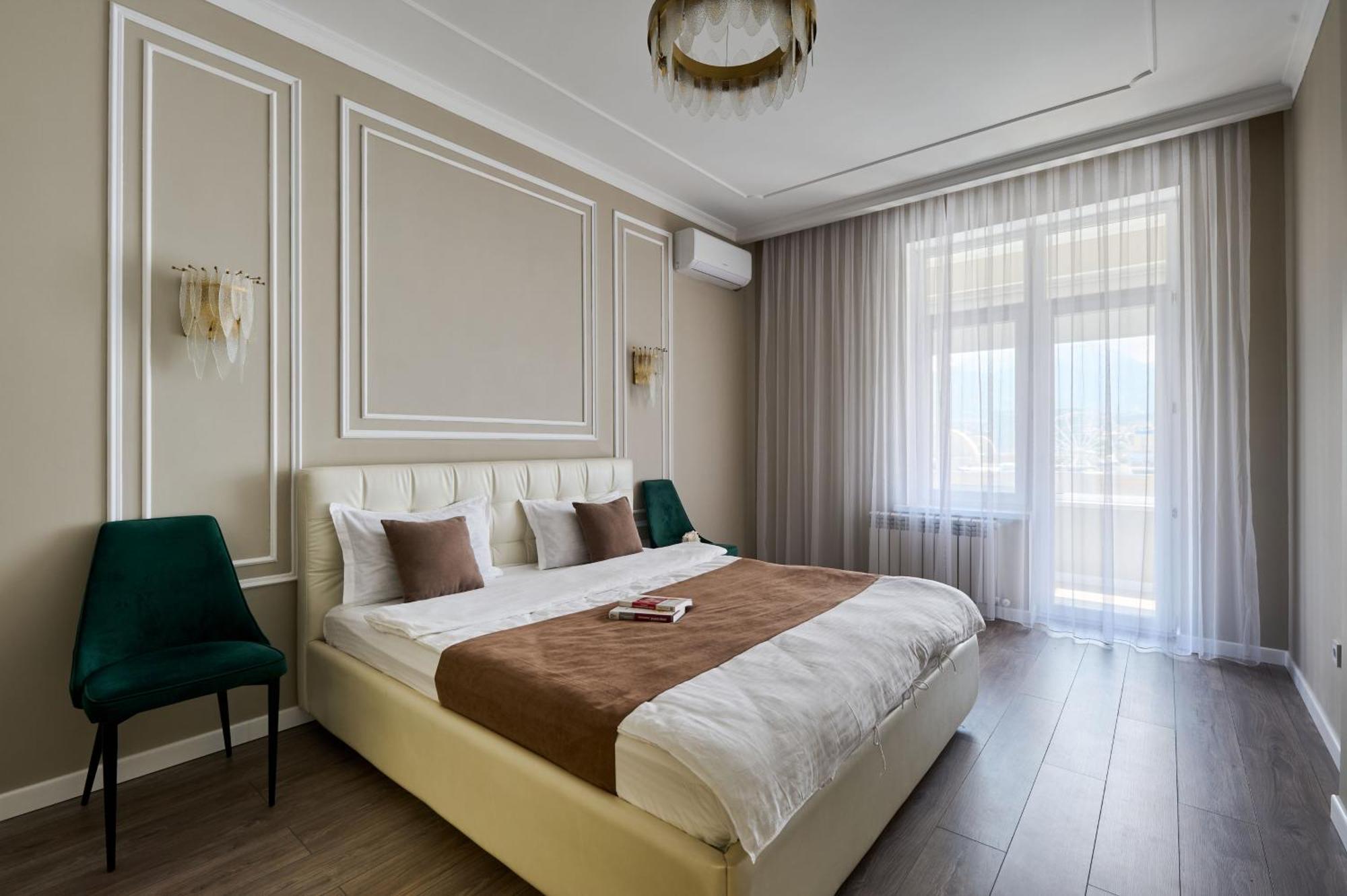 Five Business-Class Rooms In R-House Near Mega Center الماتي المظهر الخارجي الصورة