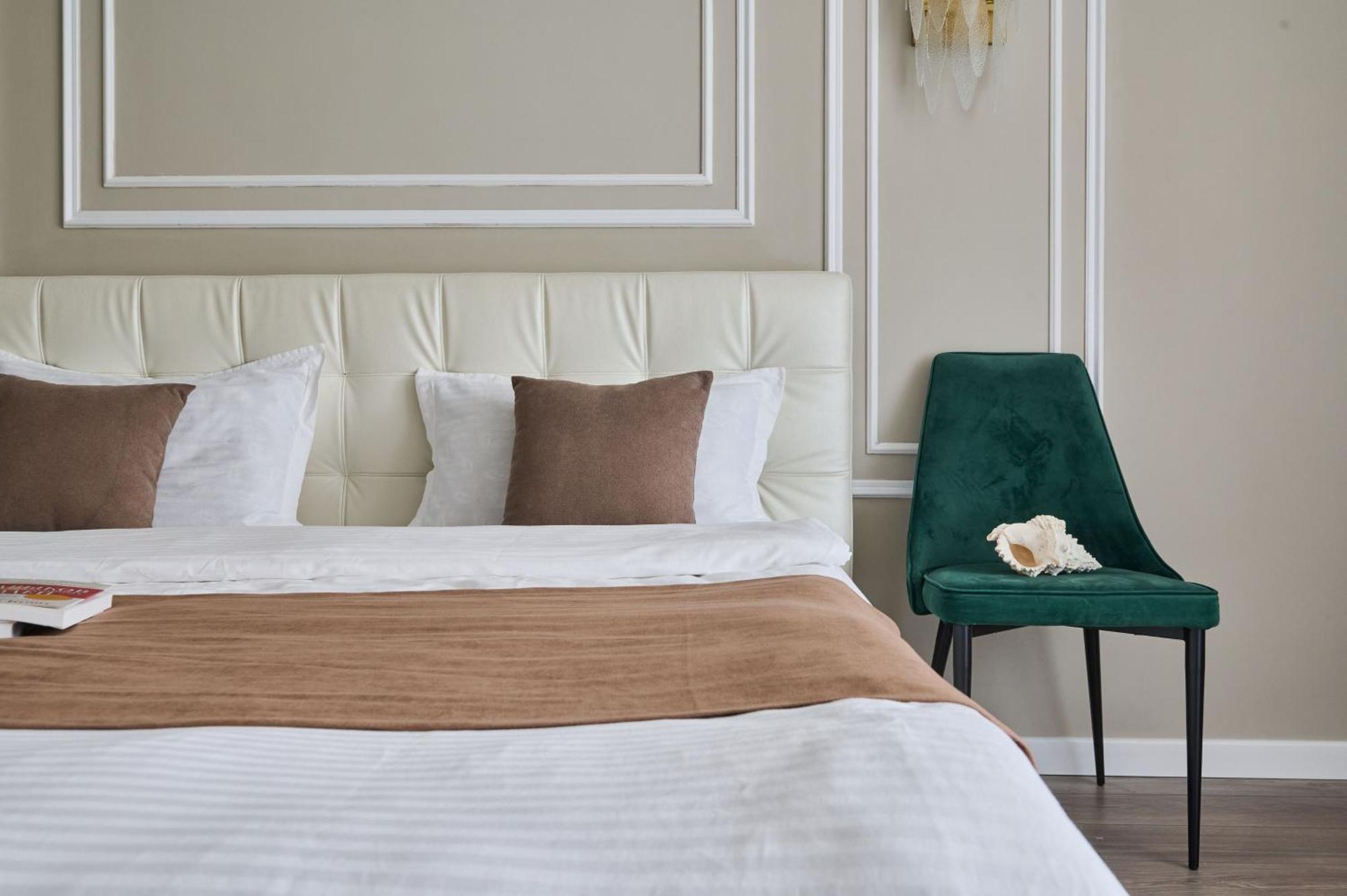 Five Business-Class Rooms In R-House Near Mega Center الماتي المظهر الخارجي الصورة