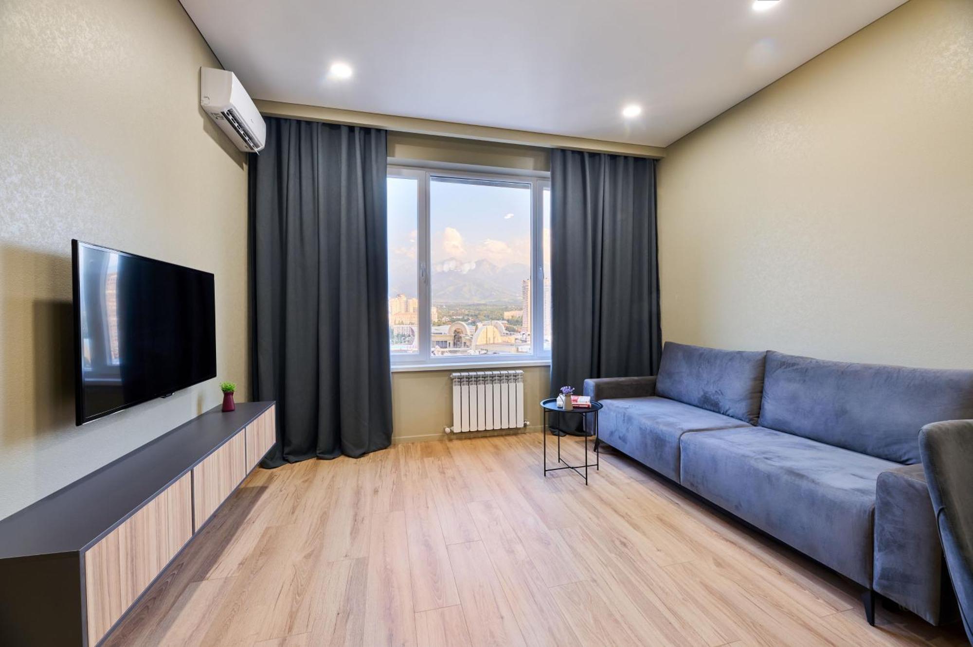 Five Business-Class Rooms In R-House Near Mega Center الماتي المظهر الخارجي الصورة