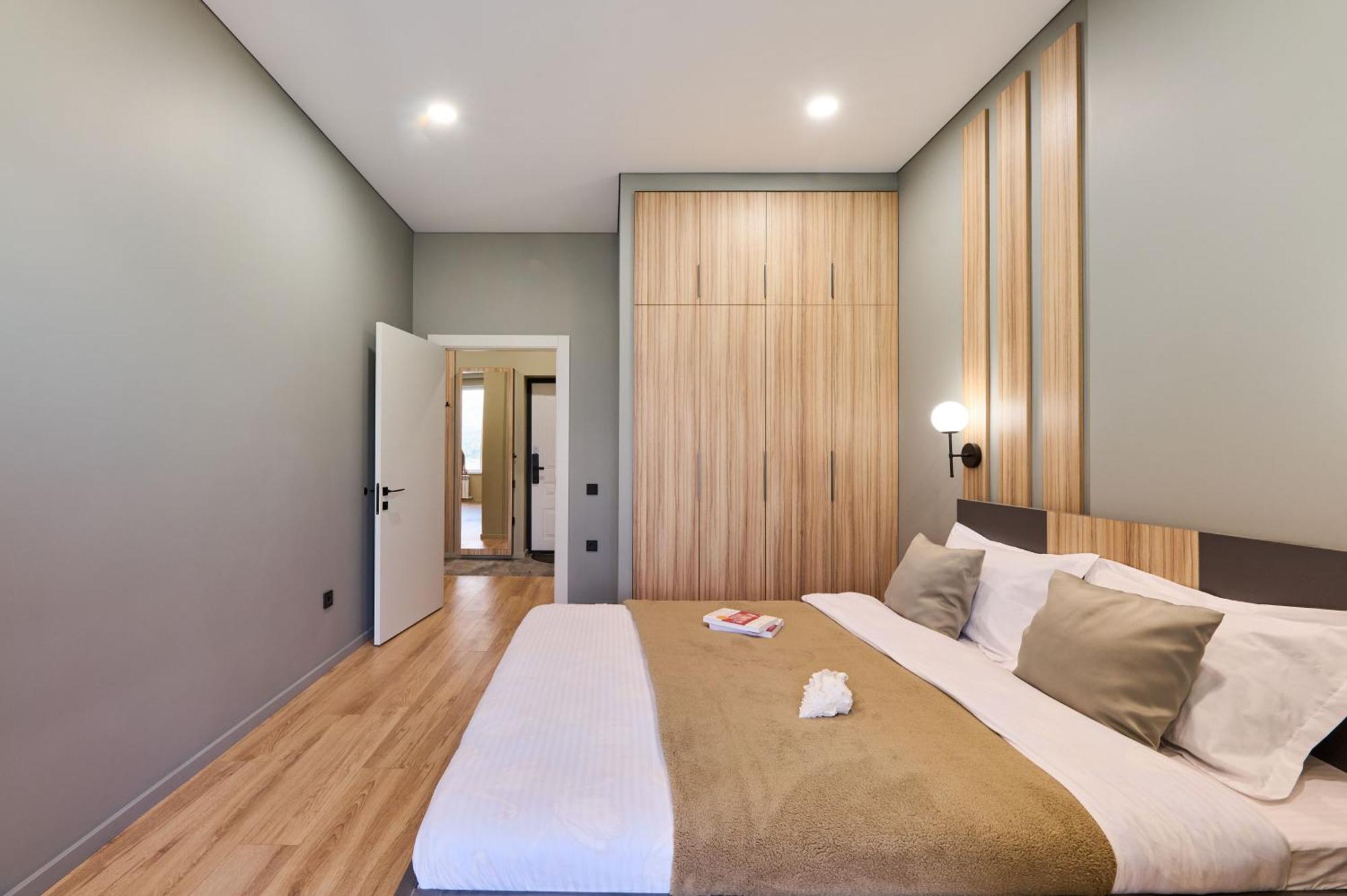 Five Business-Class Rooms In R-House Near Mega Center الماتي المظهر الخارجي الصورة